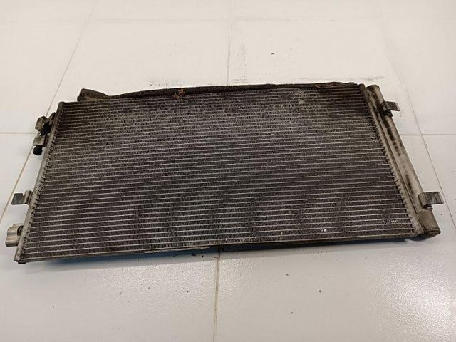 Chłodnica klimatyzacji 921100001R RENAULT