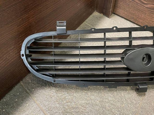 Atrapa chłodnicy Ford Transit 4 E