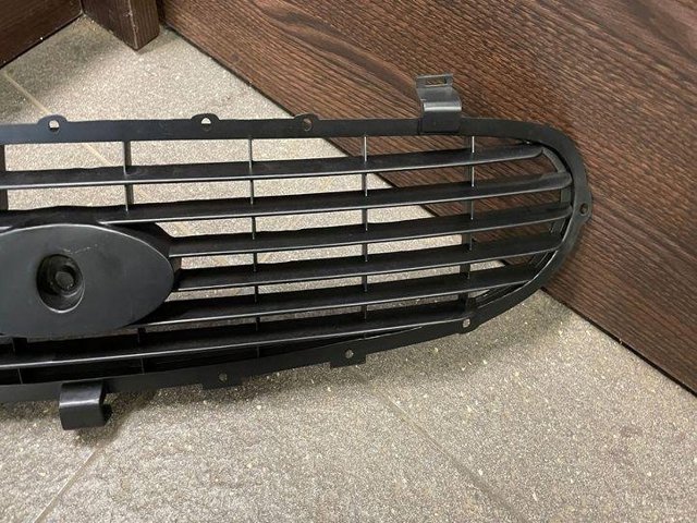 Atrapa chłodnicy Ford Transit 4 E