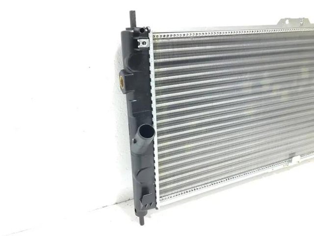 Chłodnica silnika Daewoo Espero KLEJ