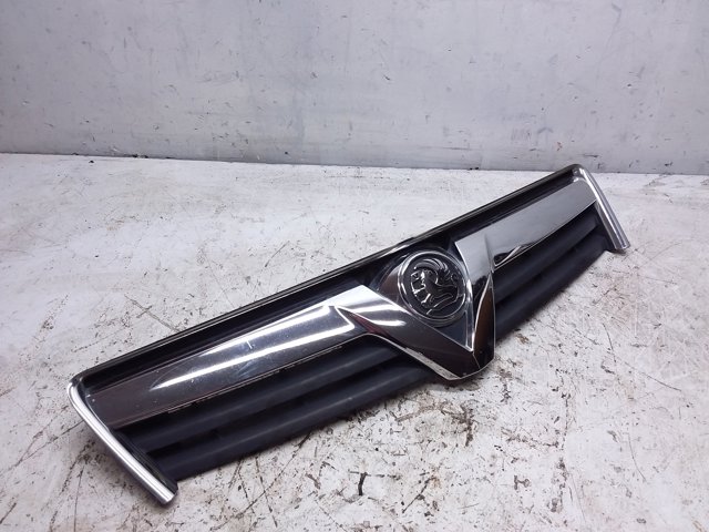 Atrapa chłodnicy Opel Antara L07