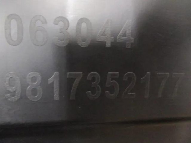 Atrapa chłodnicy Citroen C5