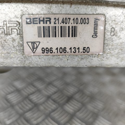 Chłodnica silnika prawa 99610613150 Porsche