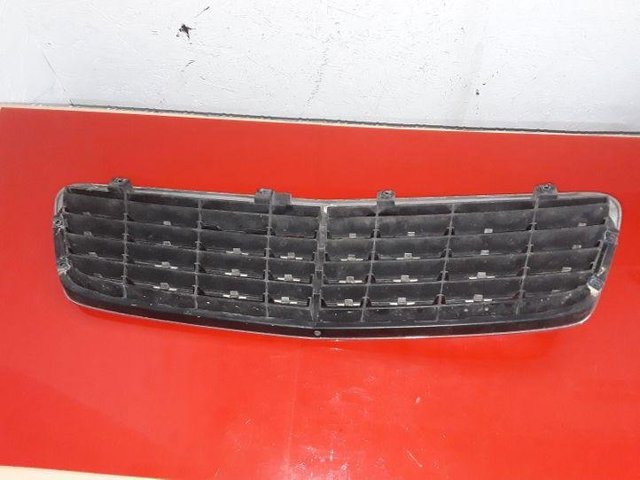 Atrapa grill Mercedes C