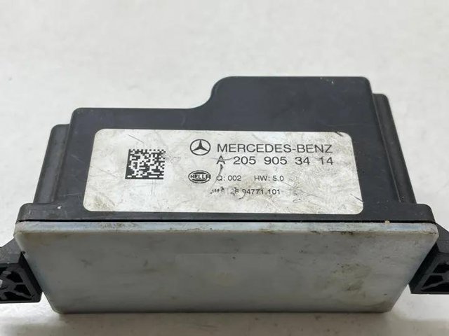 Przetwornica napięcia, uniwersalna A2059053414 MERCEDES