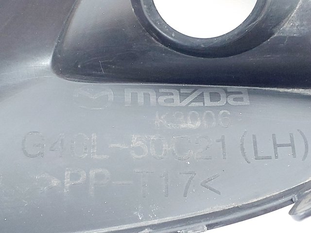 Zaślepka (kratki) lamp przeciwmgielnych zderzaka przedniego lewa G46L50C21 Mazda