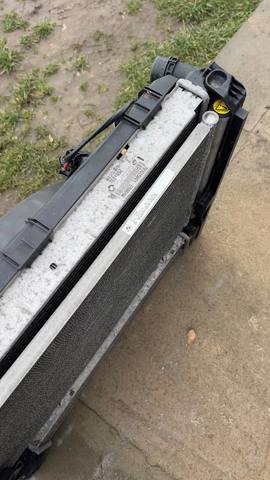 Chłodnica silnika 17117562079 BMW