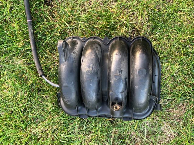 Kolektor ssący Daihatsu Terios 2 J2