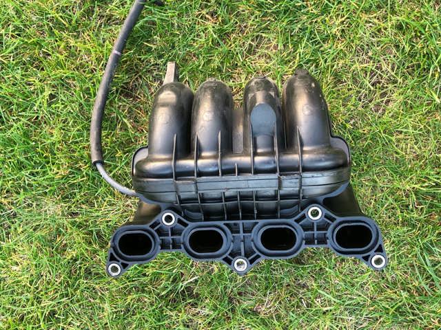 Kolektor ssący Daihatsu Terios 2 J2