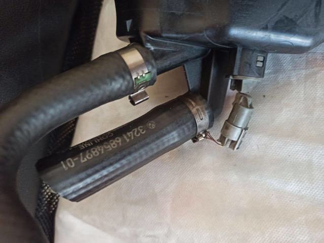 Zbiornik płynu wspomagania BMW 5 F10