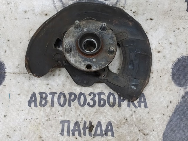 Piasta przednia 4355030011 TOYOTA