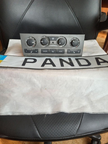 Sterownik trybów ogrzewania/klimatyzacji Audi A6 4F5