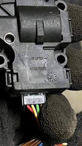 Silniczek klapy nagrzewnicy Audi A4 8W2, 8WC