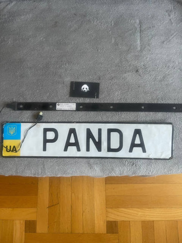 Czujnik otwierania klapy bagażnika/drzwi tylnych 61357273666 BMW