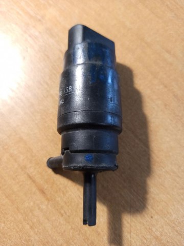 Pompka spryskiwacza szyby przedniej 61661380068 BMW