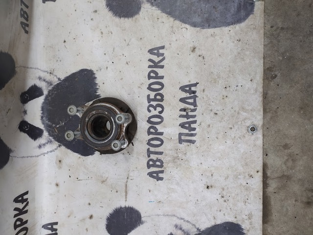 Piasta przednia 8K0407615B VAG