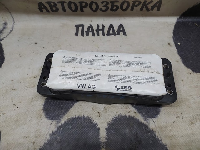 8V0880204D VAG