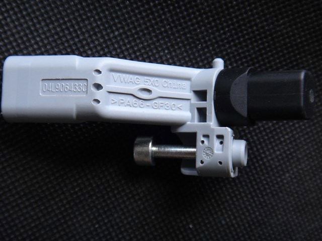 Czujnik położenia wału korbowego 04L906433A VAG