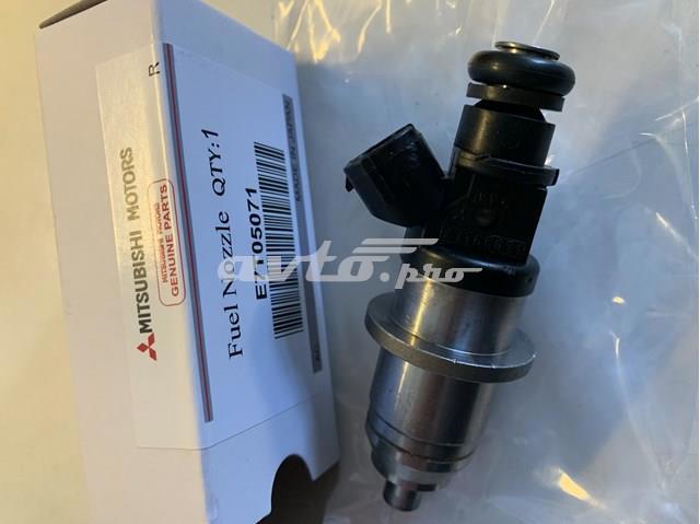 Wtryskiwacz paliwa 1465A002 MITSUBISHI