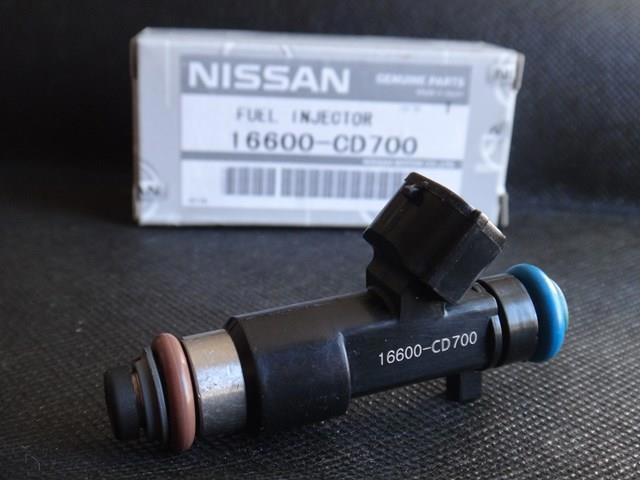 Wtryskiwacz paliwa 16600CD700 NISSAN