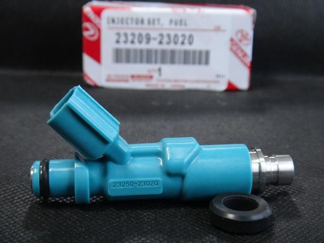 Wtryskiwacz paliwa 2320923020 TOYOTA