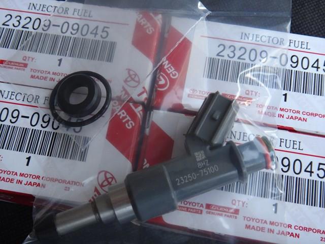 Wtryskiwacz paliwa Toyota FORTUNER N5, N6