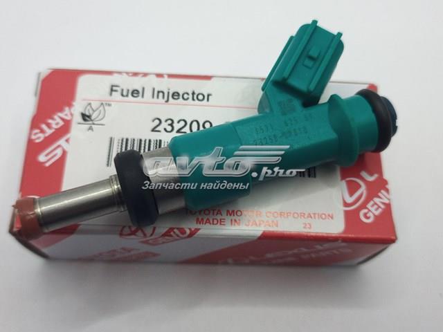 Wtryskiwacz paliwa 232500P010 TOYOTA