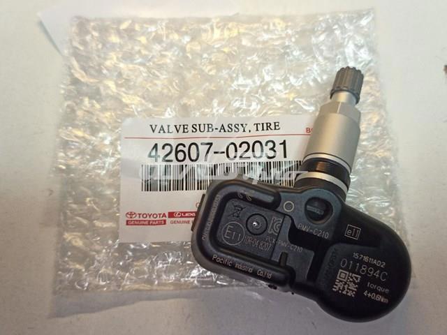 Czujnik ciśnienia w oponach 4260702031 TOYOTA