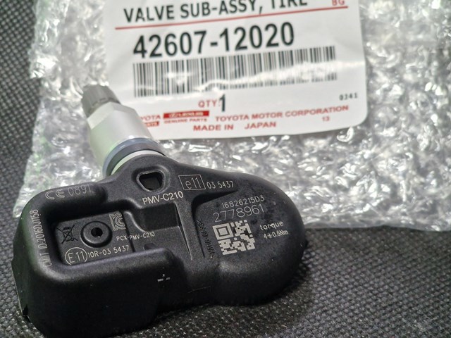 4260712020 Toyota