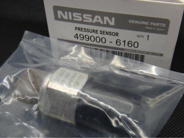 Czujnik ciśnienia paliwa 4990006160 NISSAN