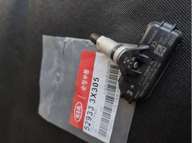 Czujnik ciśnienia w oponach 529333X305 HYUNDAI