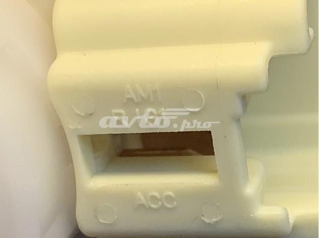 Kostka stacyjki zapłonowej Toyota Yaris NCP2