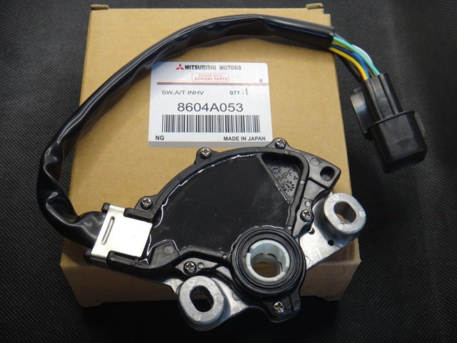 8604A053 Mitsubishi