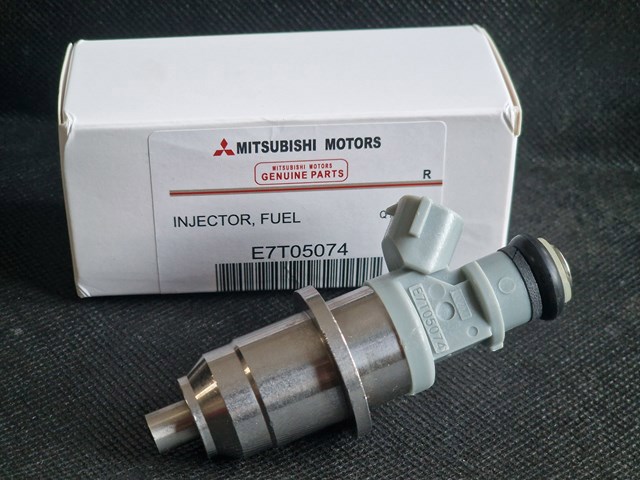 E7T05074 Mitsubishi