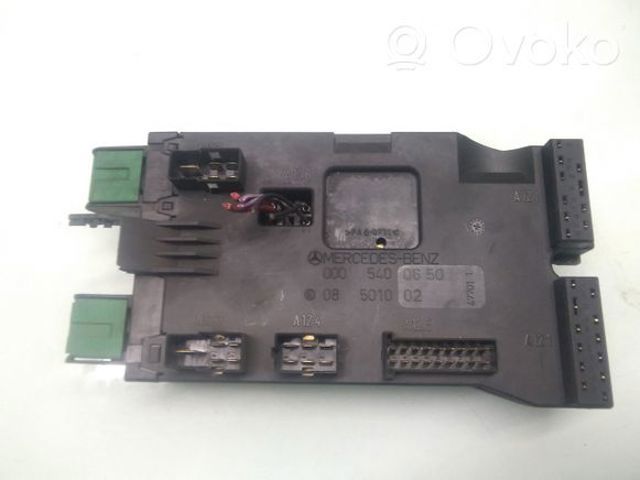 Skrzynka bezpieczników 005400650 MERCEDES