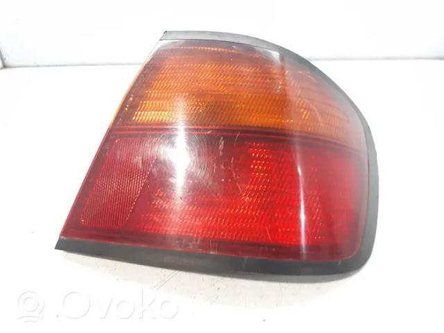 Lampa zespolona tylna prawa zewnętrzna 265502F725 Nissan/Infiniti