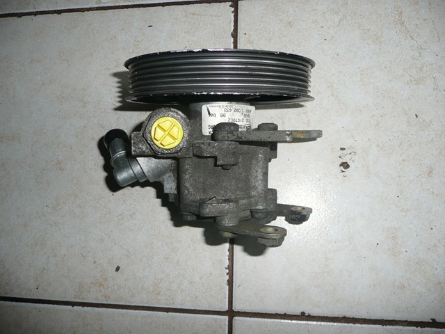 Pompa wspomagania hydraulicznego kierownicy 32411092433 BMW