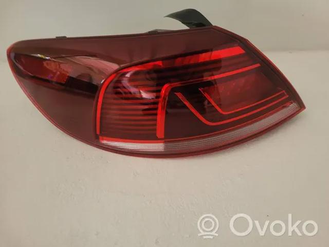 Lampa zespolona tylna lewa zewnętrzna 3C8945207AD VAG