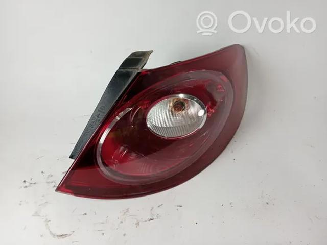 Lampa zespolona tylna prawa zewnętrzna 3C8945208 VAG