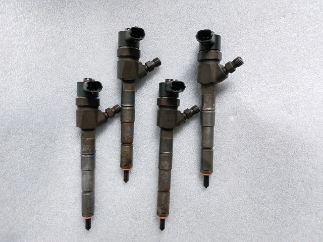 Wtryskiwacze Saab 9-5
