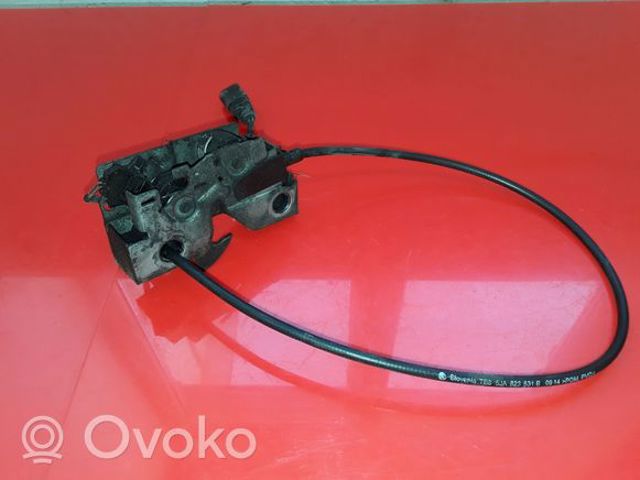 Linka otwierania maski Skoda Rapid