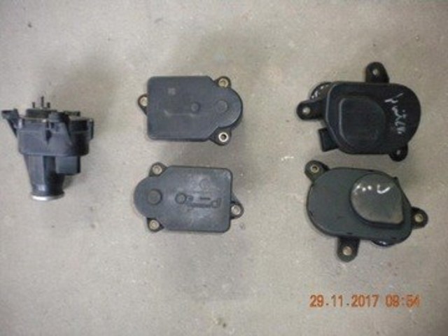 Regulator biegu jałowego Mercedes ML/GLE