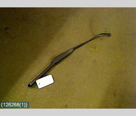 Ramię wycieraczki szyby przedniej Citroen Berlingo MF