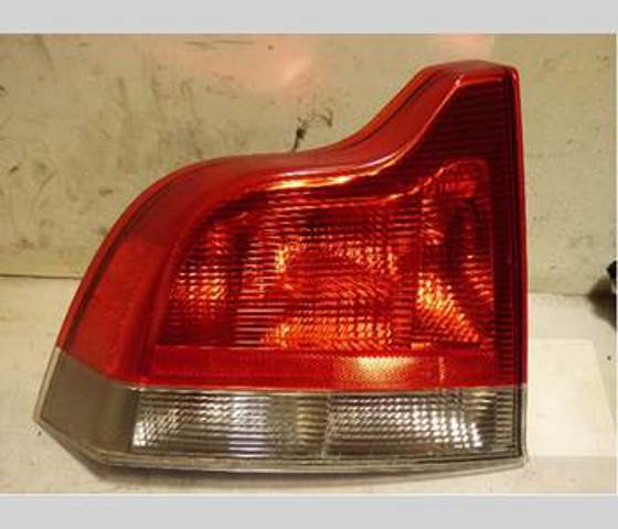 Lampa zespolona tylna lewa 8664079 Volvo