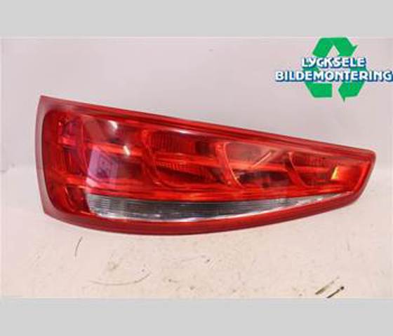 Lampa tylna Audi Q3