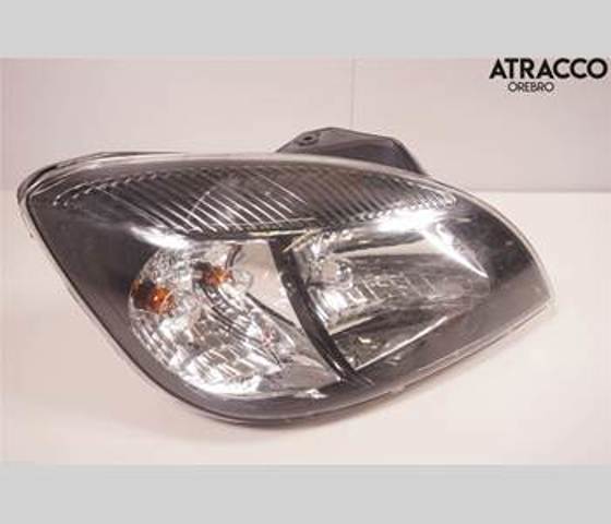 Reflektor prawy 921021G630 Hyundai/Kia