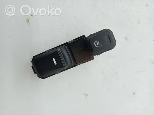 Panel przyciskowy sterowania podnośnikiem szyby tylny 935812S100 Hyundai/Kia