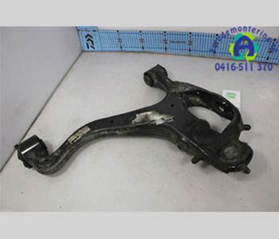 Wahacz zawieszenia przedniego dolny prawy LR071166 Land Rover