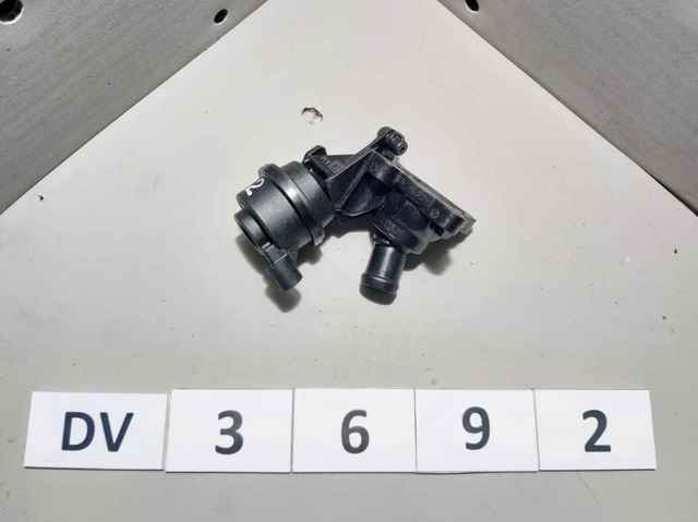 Obudowa termostatu 059121737AM VAG