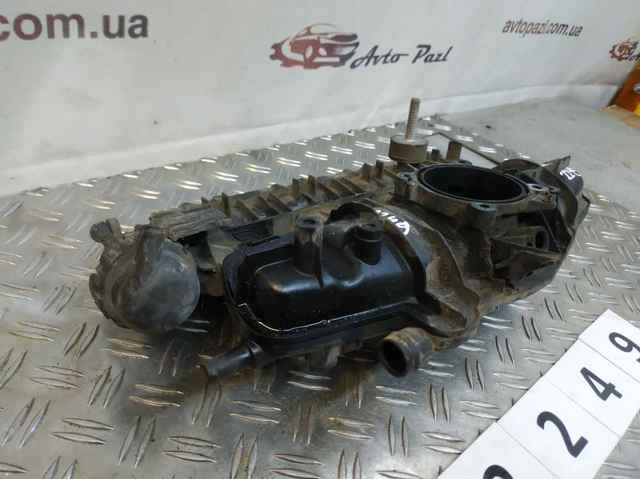 Kolektor ssący 06J133201BD VAG